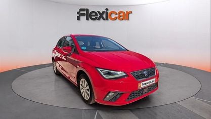 Usado Seat Ibiza Style 116 CV (85 kW) 2023 Rojo Utilitario