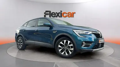Usado Renault Arkana Evolution 140 CV (102 kW) 2023 Verde SUV