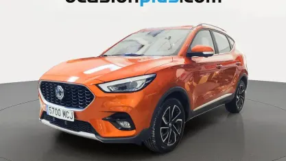 Usado MG ZS Luxury 111 CV (81 kW) 2022 Naranja SUV