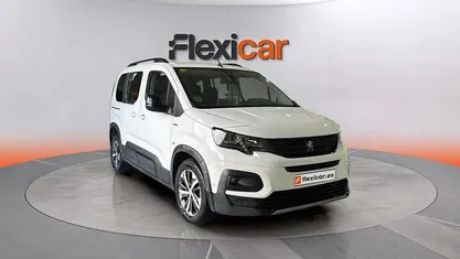 Usado Peugeot Rifter GT-line 131 CV (96 kW) 2020 Monovolumen