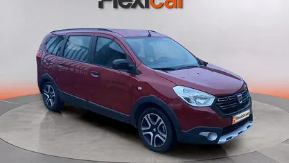Usado Dacia Lodgy Comfort 116 CV (85 kW) 2021 Monovolumen