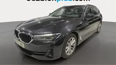 Gris Usado 2022 BMW 520 Familiar | 27.537 € (Super precio)