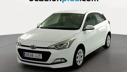 Usado Hyundai i20 75 CV (55 kW) 2015 Utilitario