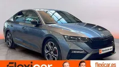 Blanco Usado 2023 Skoda Octavia RS Utilitario | 31.490 € (Precio justo)