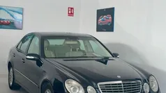 Azul Usado 2004 Mercedes E240 Berlina | 5990 €
