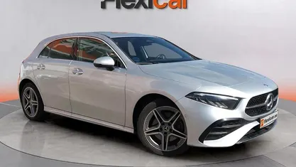 Usado Mercedes A250 218 CV (160 kW) 2023 Gris Berlina