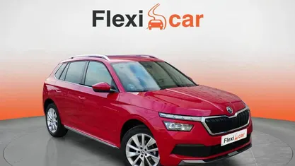 Usado Skoda Kamiq Style 151 CV (111 kW) 2023 Blanco SUV