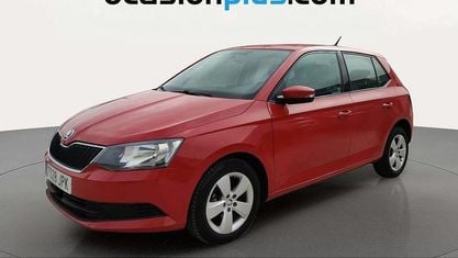 Usado Skoda Fabia Ambition 75 HP (55 kW) 2016 Vermelho Citadino