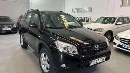 Usado Toyota RAV4 Executive 152 CV (111 kW) 2007 Negro SUV