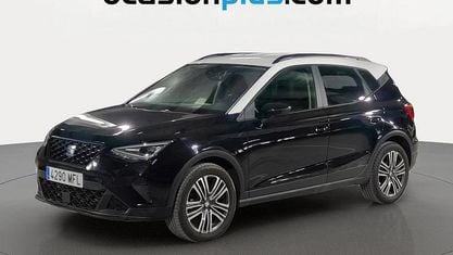 Usado Seat Arona Style 110 HP (80 kW) 2023 Preto SUV