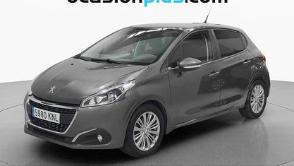 Usado Peugeot 208 Signature Sky 83 CV (61 kW) 2018 Gris Utilitario