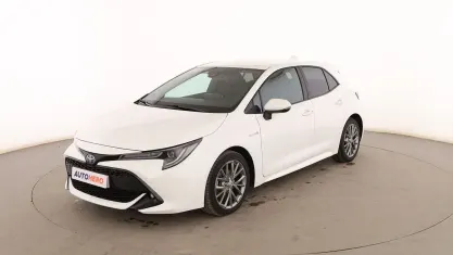 Usado Toyota Corolla 122 CV (89 kW) 2020 Blanco Berlina