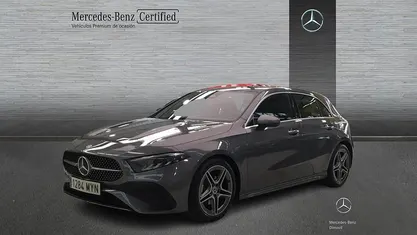 Usado Mercedes A180 136 CV (100 kW) 2025 Gris Berlina
