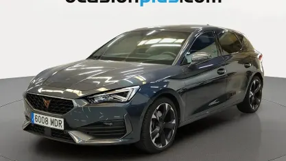 Usado Cupra Leon 150 CV (110 kW) 2023 Gris Utilitario