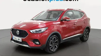 Usado MG ZS Luxury 111 CV (81 kW) 2023 Blanco SUV