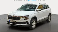 Blanco Usado 2024 Skoda Karoq Selection SUV | 25.273 € (Precio justo)