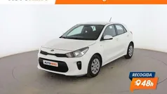 Usado 2017 Kia Rio Berlina | 10.199 € (Buen precio)