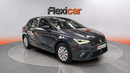 Usado Seat Ibiza Reference 80 HP (58 kW) 2024 Cinzento Citadino