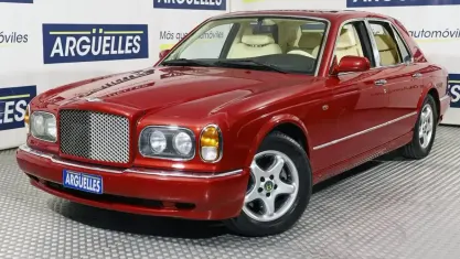 Usado Bentley Arnage 355 CV (261 kW) 1998 Granate metalizado Berlina
