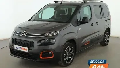 Käytetty Citroën Berlingo Shine 102 HP (75 kW) 2019 Harmaa Tila-auto