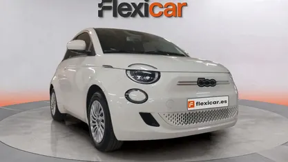 Usado Fiat 500e La Prima 69 kW (95 CV) 2023 Blanco Berlina