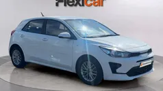 Blanco Usado 2022 Kia Rio Berlina | 11.690 € (Precio justo)