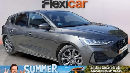 Usado Ford Focus ST-Line 155 CV (114 kW) 2024 Gris Berlina