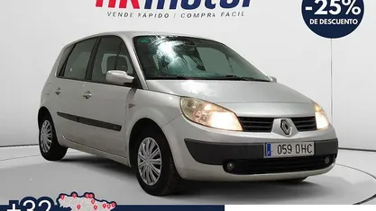 Usado Renault Scénic II Expression 101 CV (74 kW) 2005 Gris Monovolumen