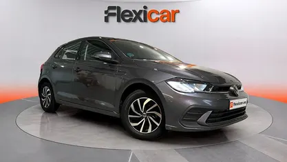 Usado VW Polo Life 95 CV (69 kW) 2023 Azul Utilitario