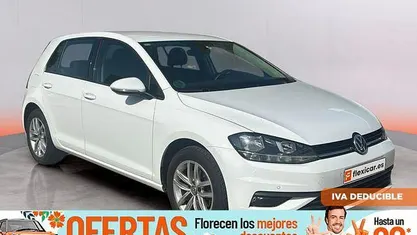 Usado VW Golf VII Advance 115 CV (84 kW) 2018 Blanco Berlina