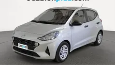Gris plata Usado 2022 Hyundai i10 Utilitario | 11.173 € (Precio justo)