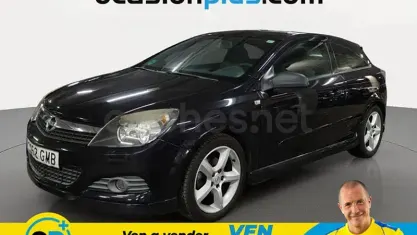Usado Opel Astra GTC Sport 116 CV (85 kW) 2009 Negro Berlina