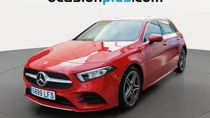 Usado Mercedes A180 AMG 116 CV (85 kW) 2020 Rojo Utilitario