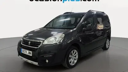 Usado Peugeot Partner Tepee Outdoor 100 CV (73 kW) 2017 Monovolumen