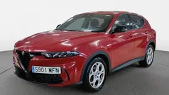 Rojo Usado 2023 Alfa Romeo Tonale Sprint SUV | 22.864 € (Precio justo)