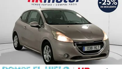 Usado Peugeot 208 Active 83 CV (61 kW) 2012 Beige Utilitario
