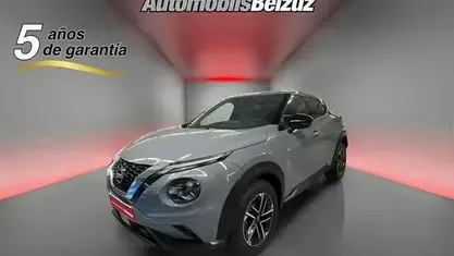 Käytetty Nissan Juke Acenta 115 HP (84 kW) 2024 Harmaa Katumaasturi