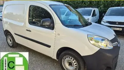 Usado Renault Kangoo 75 CV (55 kW) 2018 Blanco Monovolumen