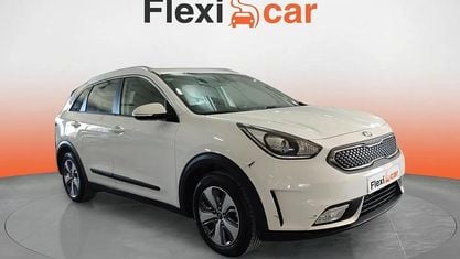 Usado Kia Niro 141 HP (103 kW) 2019 Branco SUV
