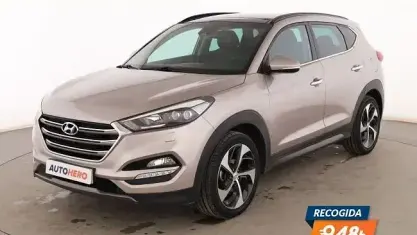 Usado Hyundai Tucson Style 177 CV (130 kW) 2016 Gris SUV