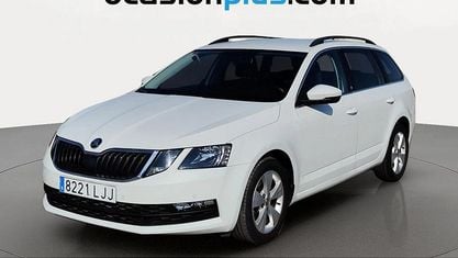 Käytetty Skoda Octavia Ambition 150 HP (110 kW) 2020 Valkoinen Farmari