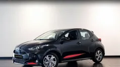 Usado 2024 Toyota Yaris Hybrid Active Berlina | 23.300 € (Precio justo)
