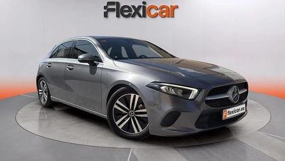 Käytetty Mercedes A180 116 HP (85 kW) 2018 Harmaa Viistoperä