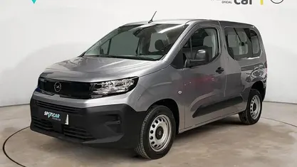 Käytetty Opel Combo Edition 100 HP (73 kW) 2025 Harmaa Tila-auto