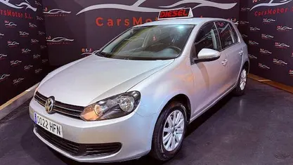 Usado VW Golf VI Advance 105 CV (77 kW) 2011 Gris Utilitario