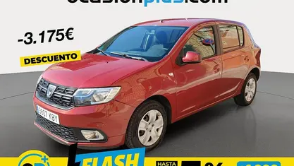 Usado Dacia Sandero Lauréate 90 CV (66 kW) 2017 Rojo Utilitario