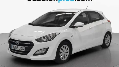 Usado Hyundai i30 100 CV (73 kW) 2015 Blanco Utilitario