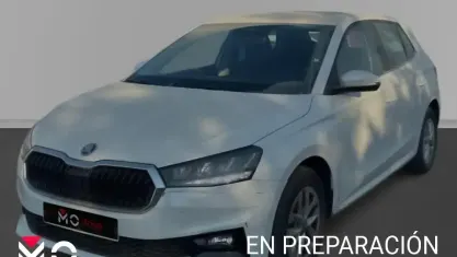 Usado Skoda Fabia Ambition 95 CV (69 kW) 2023 Utilitario