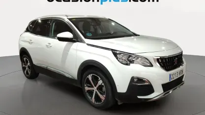 Usado Peugeot 3008 Allure 130 CV (95 kW) 2018 Blanco SUV