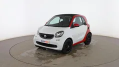 Blanco Usado 2017 Smart ForTwo Coupé Basis Utilitario | 11.899 € (Precio justo)